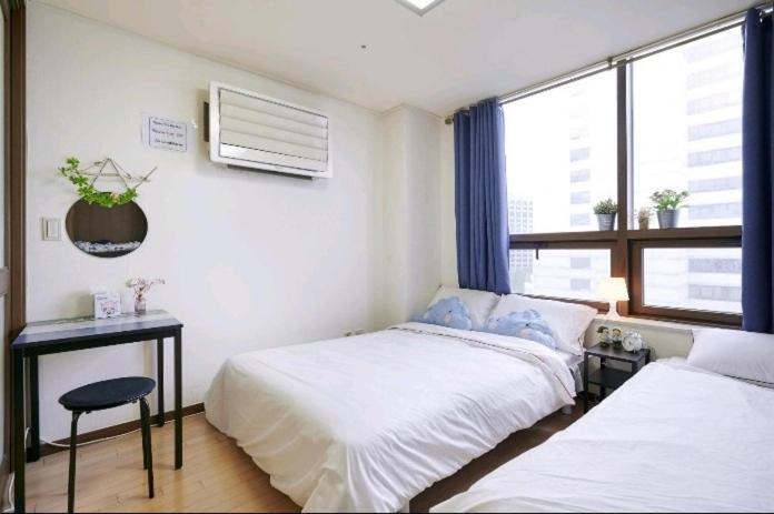 Young House Apartment Seoul