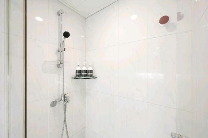 Young House Apartment Seoul